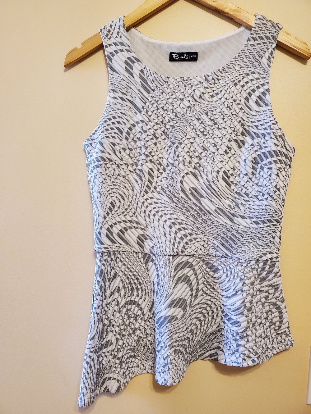 Bali White and Gray Abstract Peplum Tank